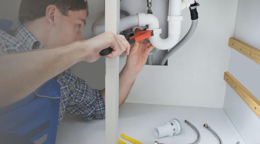 Expert burst pipe repair services in Riviera, TX
